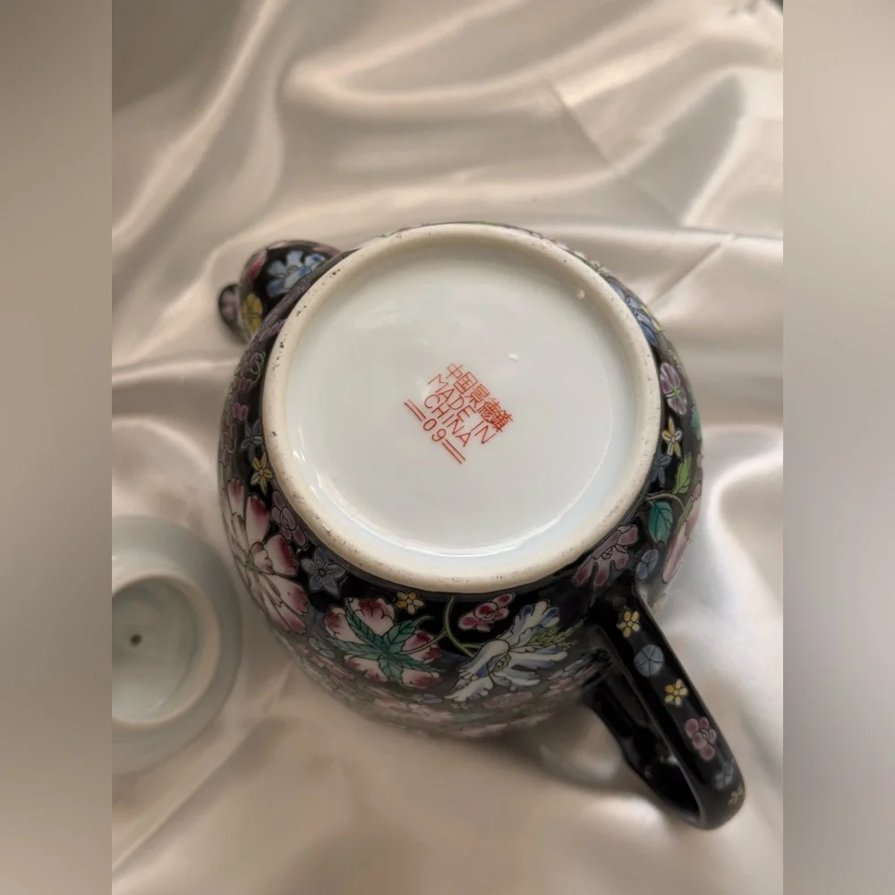 Vintage Chinese Tea Pot (flawless except few speckles INSIDE) ceramic - Picture 10 of 12